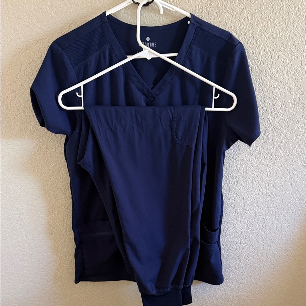 Med couture scrub set